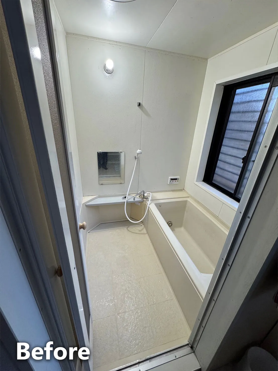 システムバス施工前全体写真