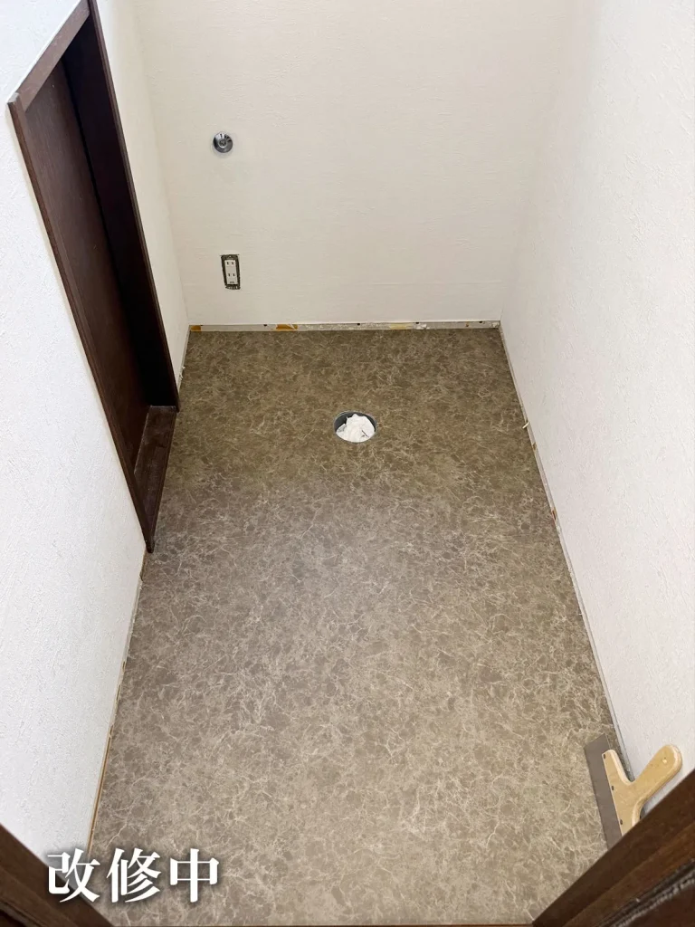 トイレフロア貼り替え後