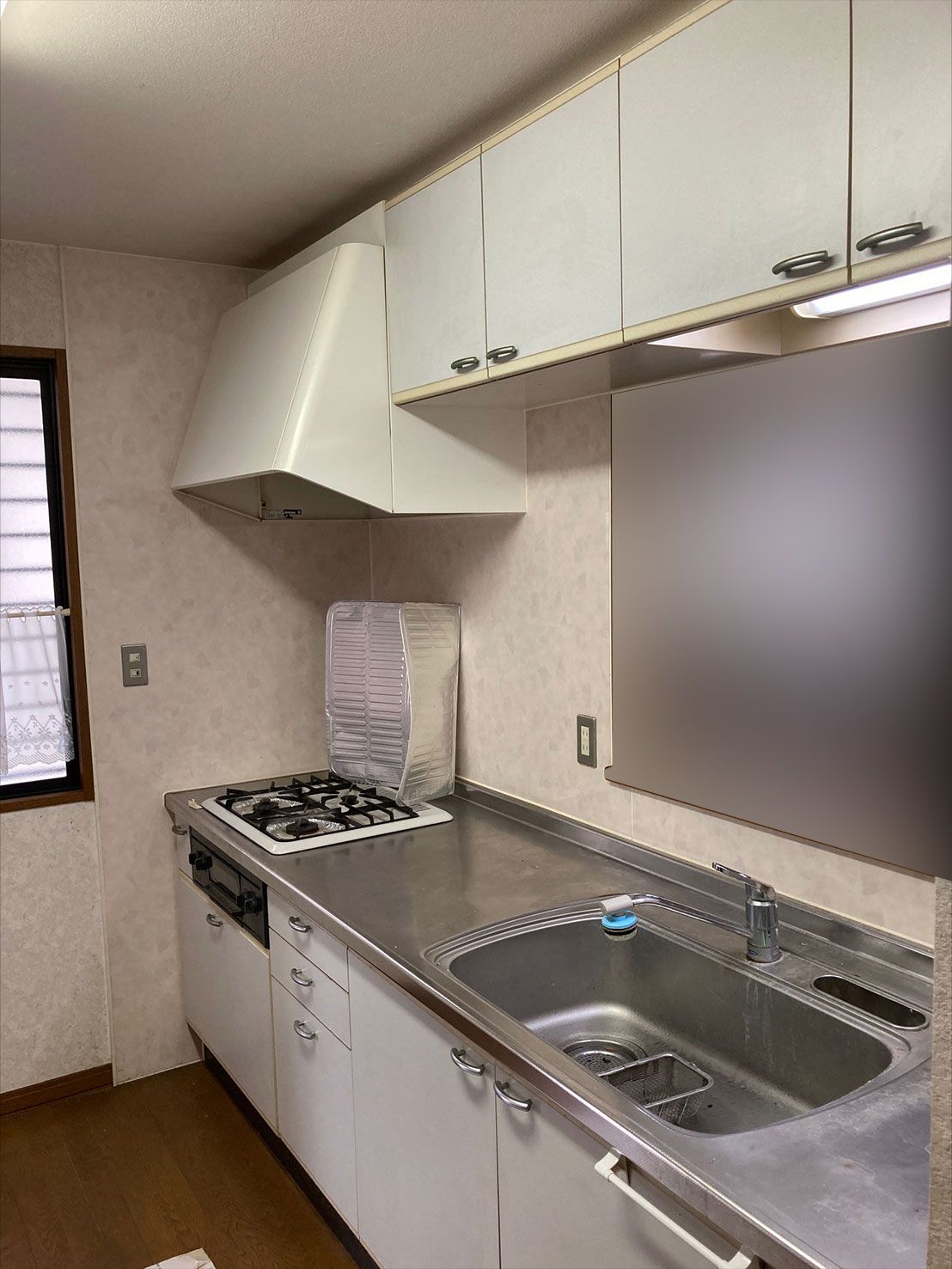 システムキッチン施工前全体写真