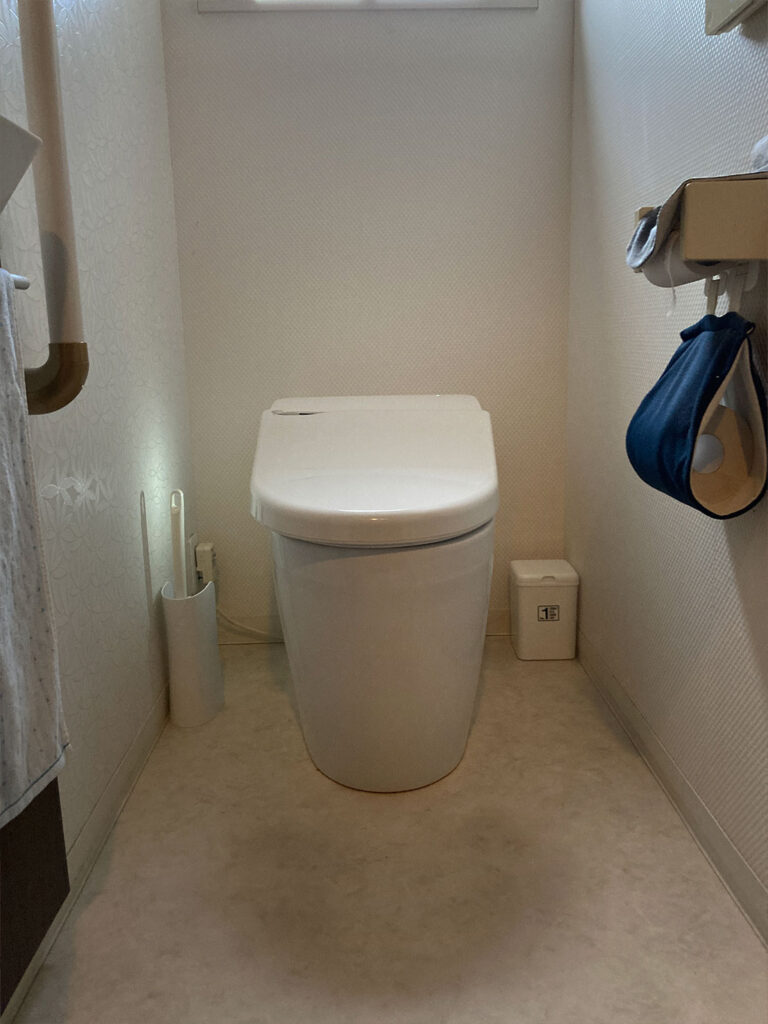 トイレリフォーム工事ビフォー画像