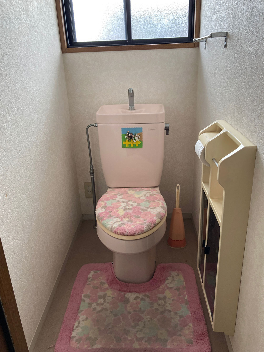 トイレ施工前全体写真