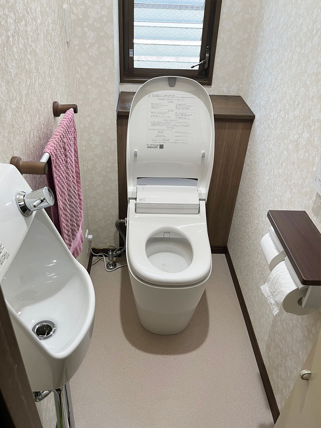 トイレ施工後全体写真